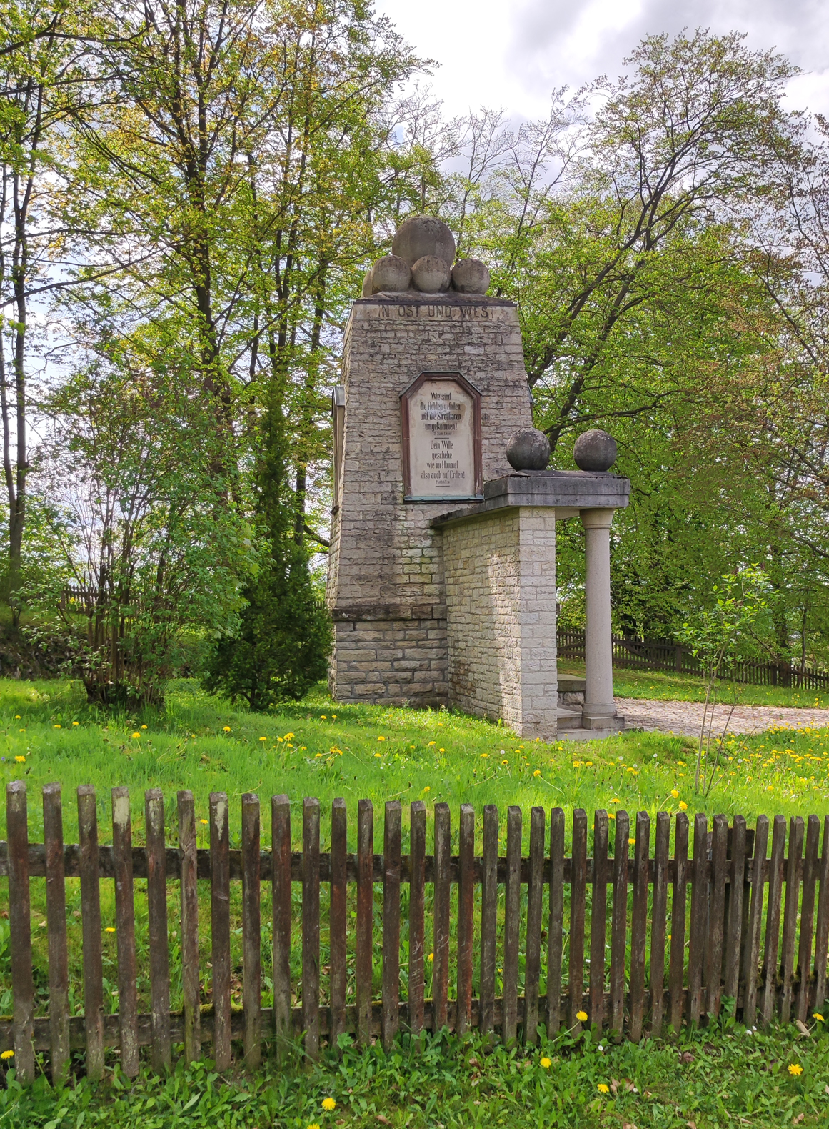 Kriegerdenkmal Breuna