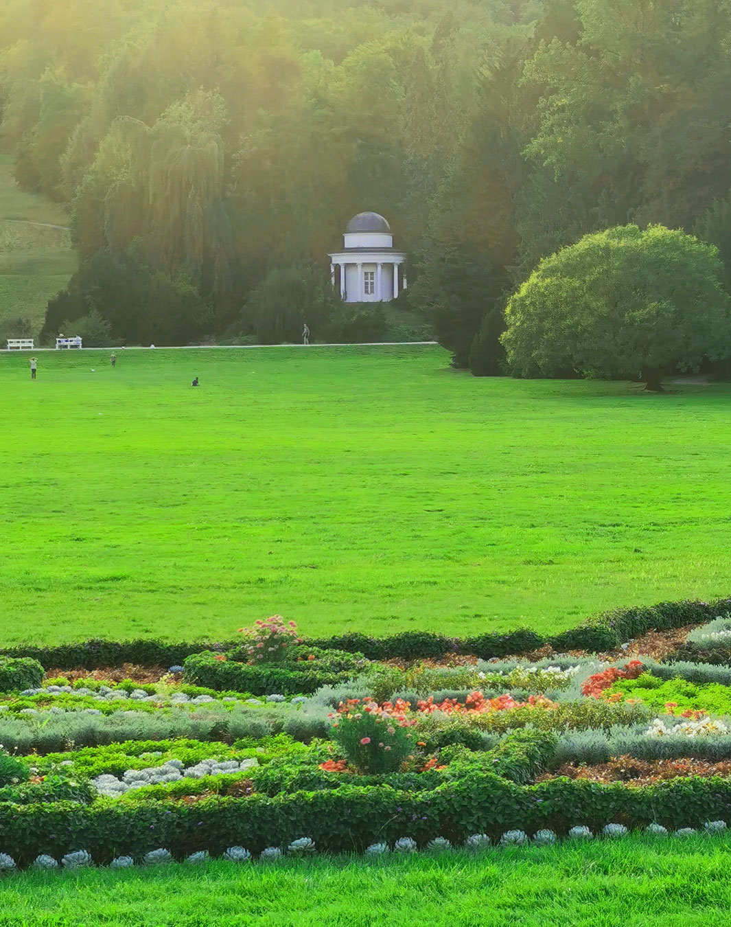 Kassler Bergpark mit Blick auf das Pavillon